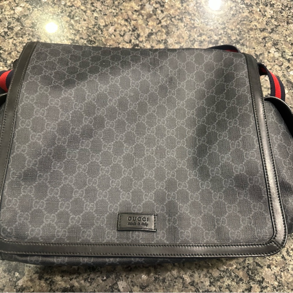 GUCCI Large changing bag